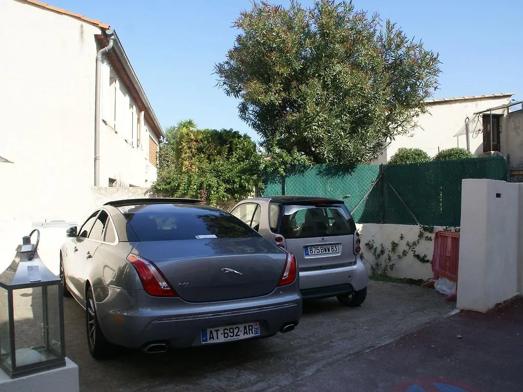 Lavish Holiday Home In Saint Tropez Near Beach  سان تروبيه